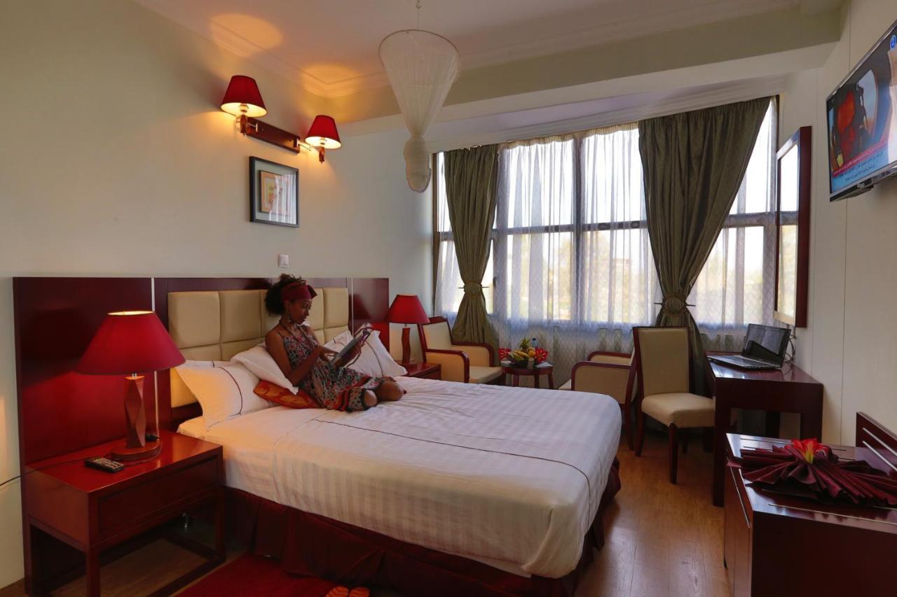 بحر دار Rahnile Hotel المظهر الخارجي الصورة